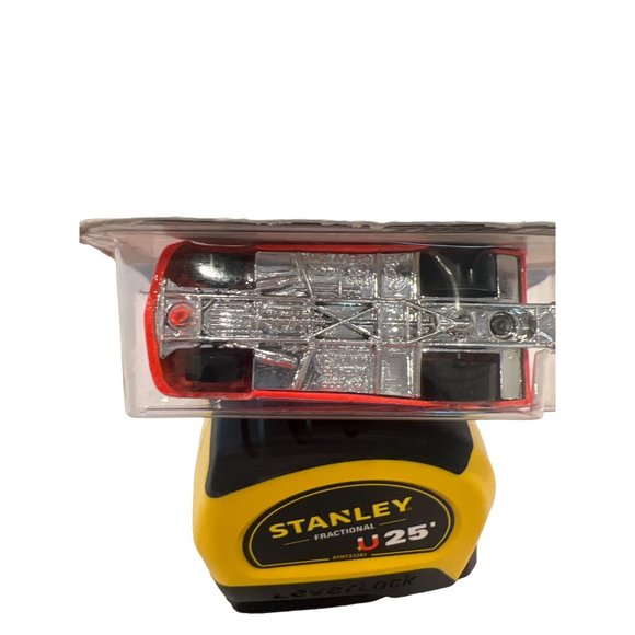 Hot Wheels 2000 First Editions 7 of 36 Collectable Chevy Pro Stock Truck - Picture 6 of 9